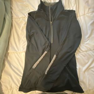 Lululemon black quarter zip